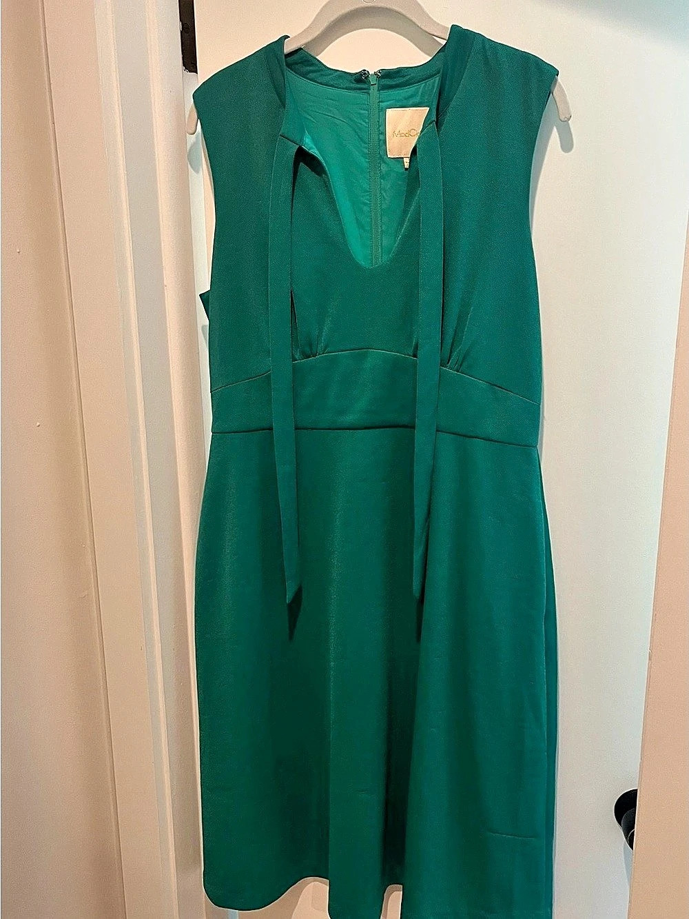 ModCloth Women's Sleeveless Midi Dress Green Like New size Large